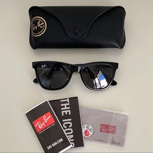 Ray-Ban Sunglasses (Model RB4184)